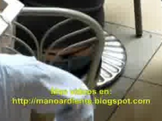se le ve la tanga