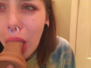 secretly deepthroating dildo