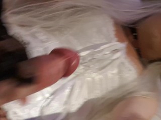 Amatuer crossdresser masterbating