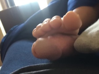 Teen Neighbor Gives Teasing Footjob Until (Huge) Cumshot