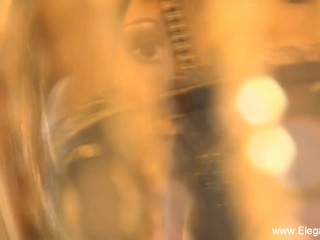Indian Cougar Flashes Her Body