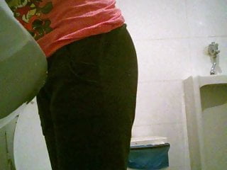 Yoga Restroom (3)