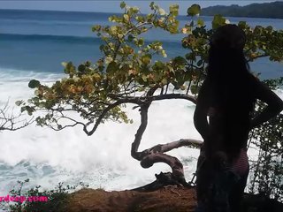 Heather deep gets caught giving deepthroat throatpie outdoor on beach