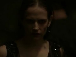 eva green scopa con una comparsa in penny dreadful