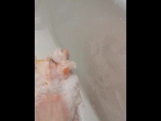 Miniature legs in foam