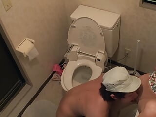 she masturbated in the toilet and squirted a lot! allowed to enter the bathroom and get fucked immediately! 2
