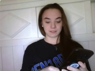 Omegle girl showing off her nudes
