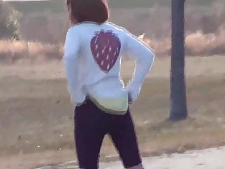 Japanese Girl Pissing In Park