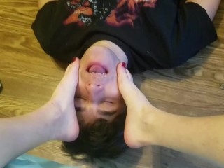Foot Worship/Smother with 19 Year old Brat