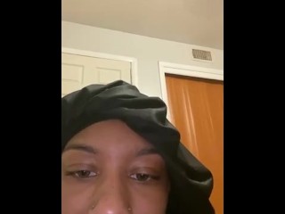 Cute Lightskin Teen Twerking & Dancing Live On IG