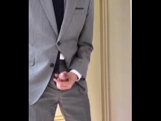 スーツからチンポ晒してオナニー射精1