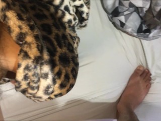 Making the jaguar suck all my cock giving a shot of sperm💧🍆😋