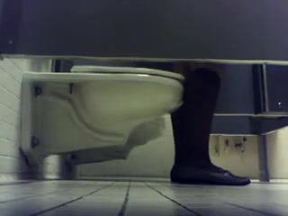 College girls toilet spy